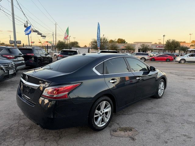 2015 Nissan Altima Image 7