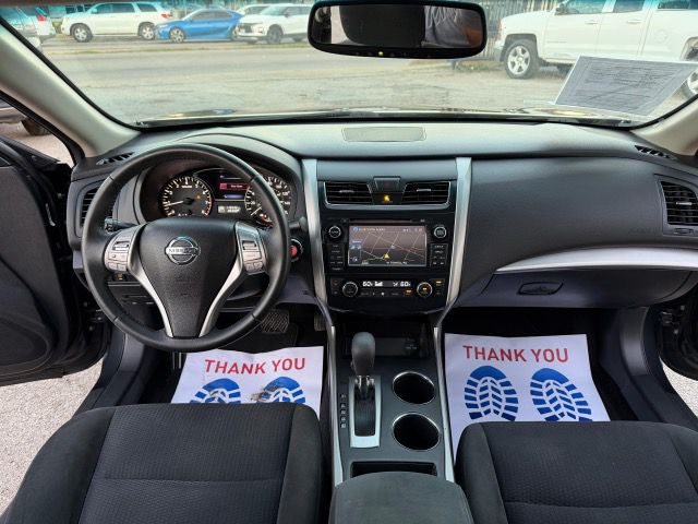 2015 Nissan Altima Image 11