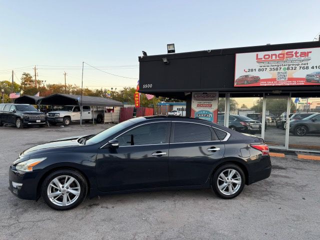 2015 Nissan Altima Image 18