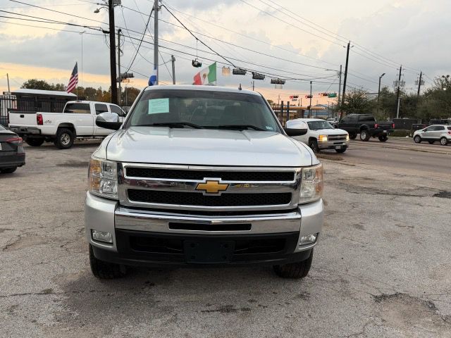 2010 Chevrolet Silverado 1500 Image 3