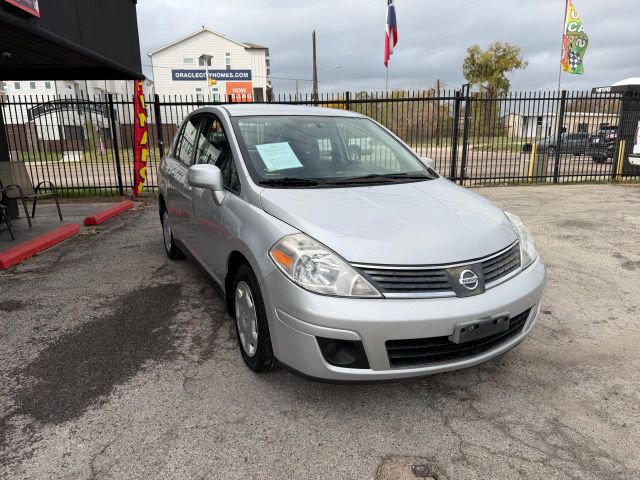 2009 Nissan Versa Image 3