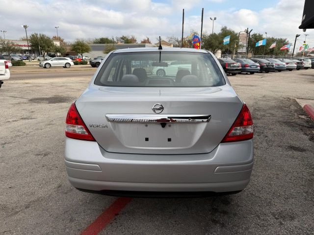 2009 Nissan Versa Image 8