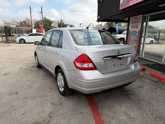 2009 Nissan Versa Image 11