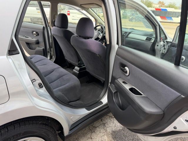 2009 Nissan Versa Image 15