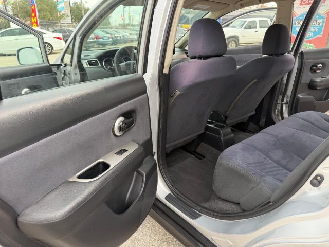 2009 Nissan Versa Image 17