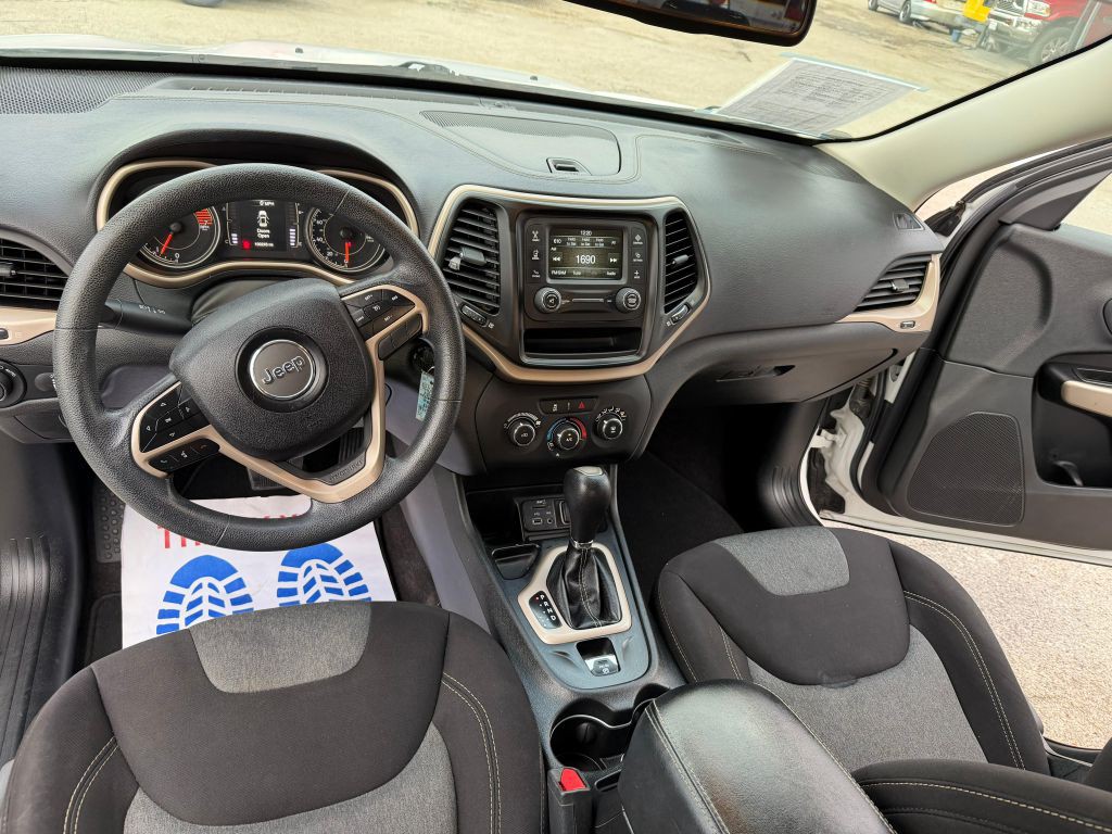 2018 Jeep Cherokee Image 13