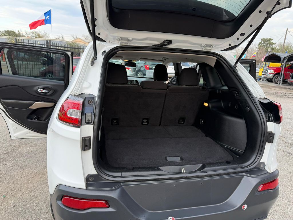 2018 Jeep Cherokee Image 14