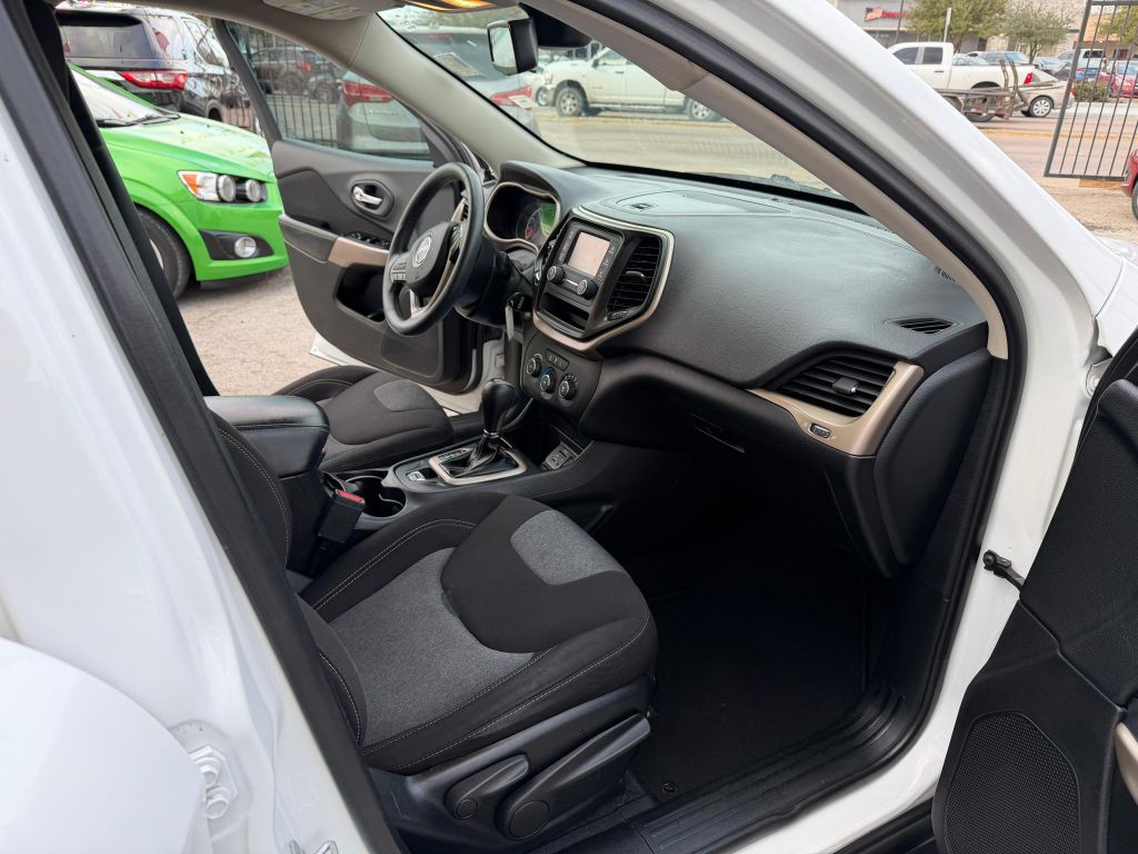 2018 Jeep Cherokee Image 18