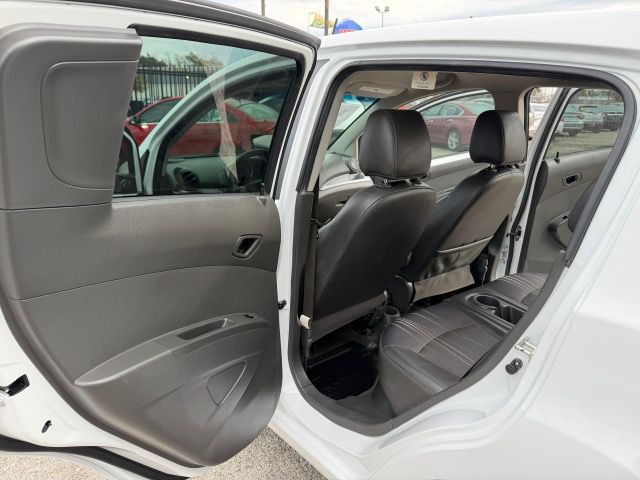 2015 Chevrolet Spark Image 12