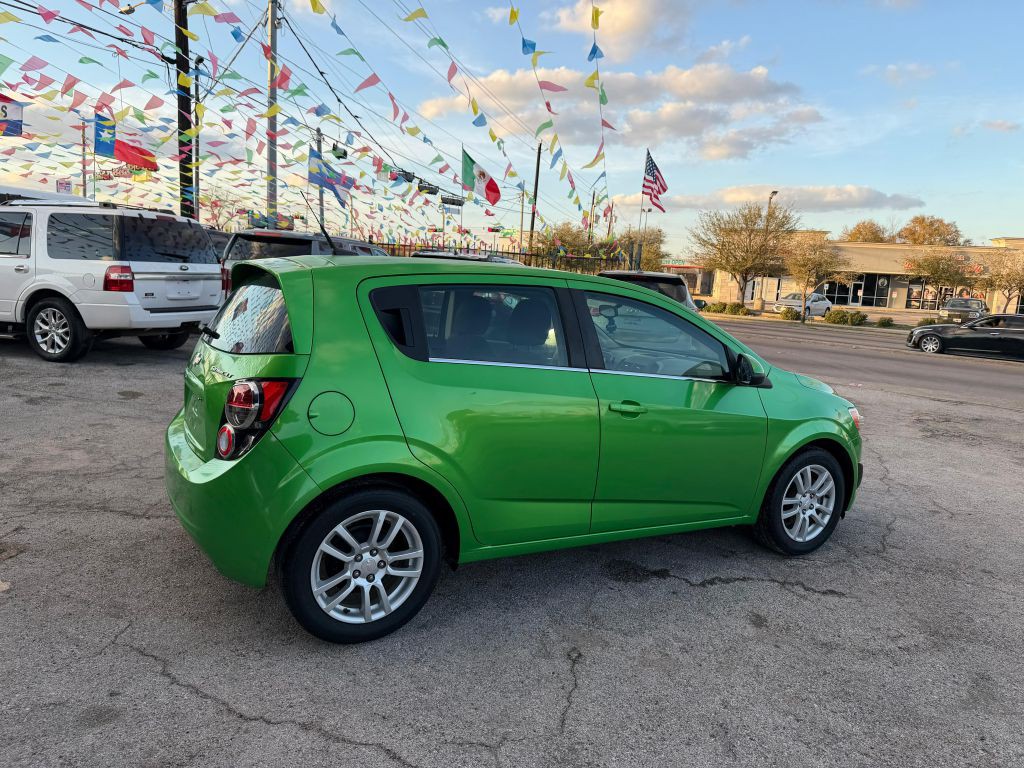 2014 Chevrolet Sonic Image 5