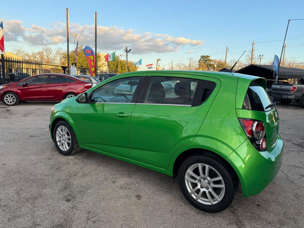 2014 Chevrolet Sonic Image 8