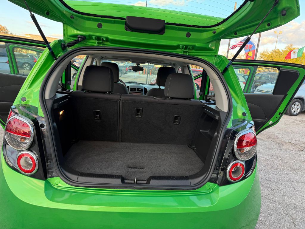 2014 Chevrolet Sonic Image 12