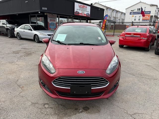 2016 Ford Fiesta Image 1