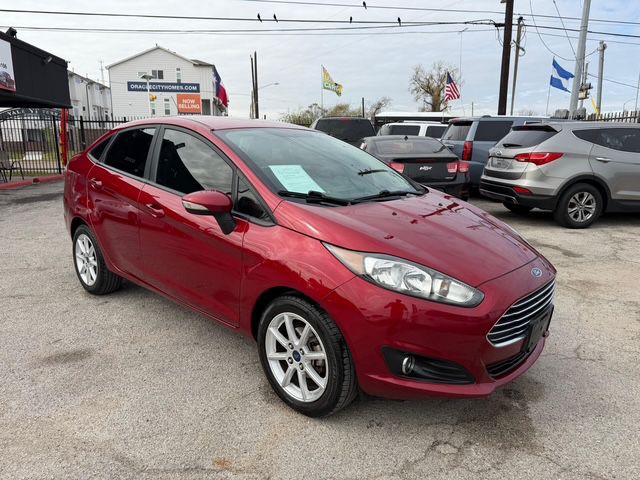 2016 Ford Fiesta Image 2