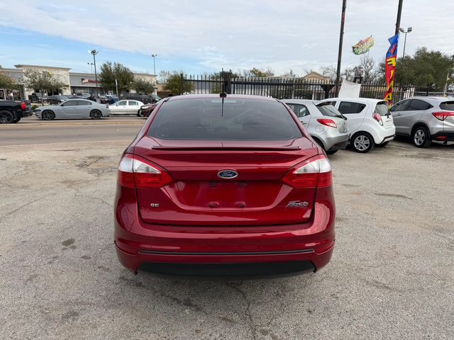 2016 Ford Fiesta Image 3