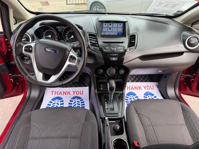 2016 Ford Fiesta Image 10