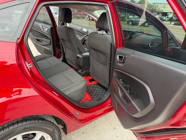 2016 Ford Fiesta Image 13