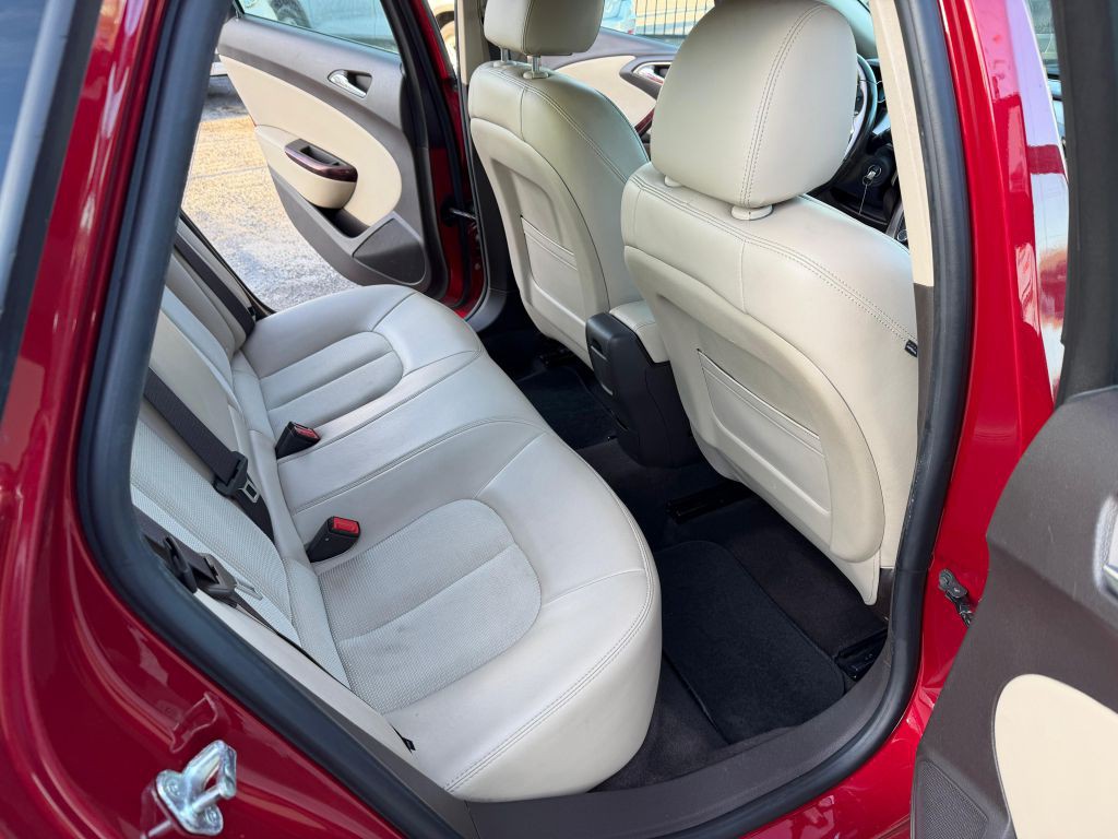 2014 Buick Verano Image 7