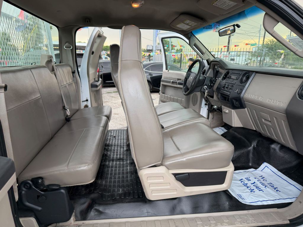 2008 Ford F-250 Image 13