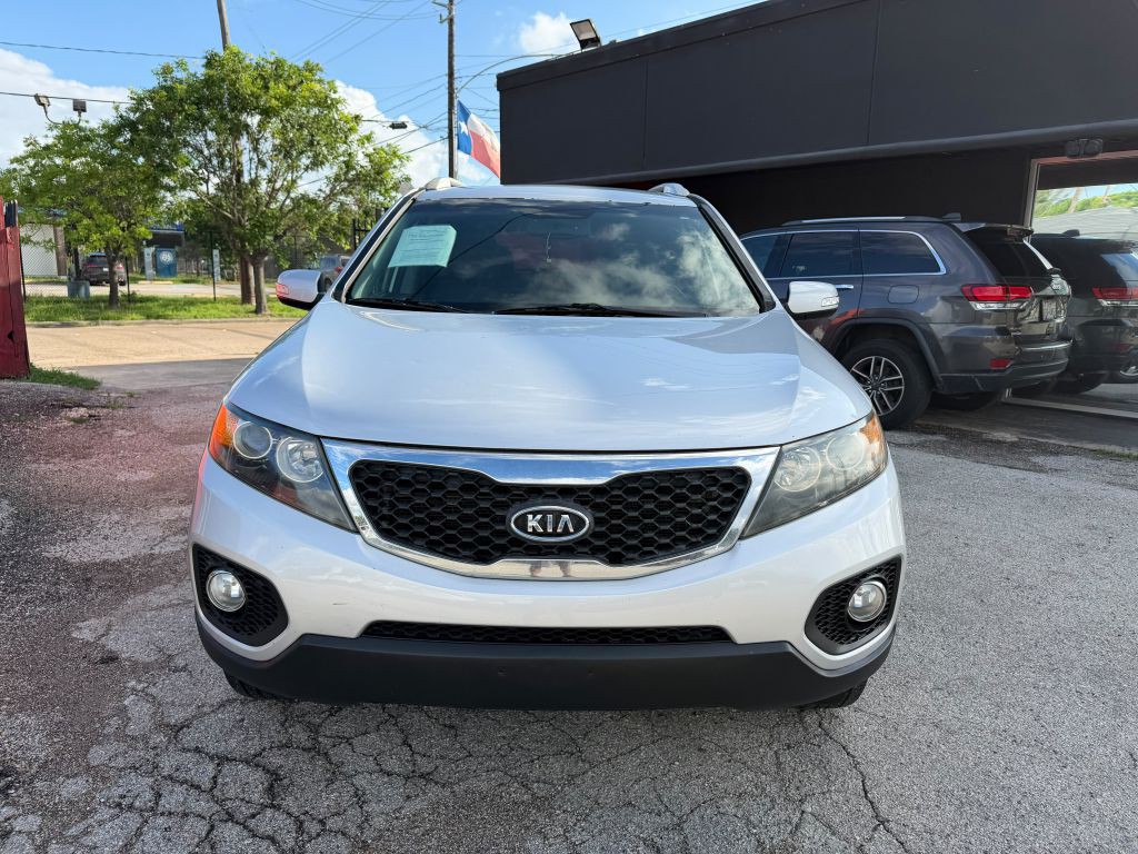 2011 Kia Sorento Image 2