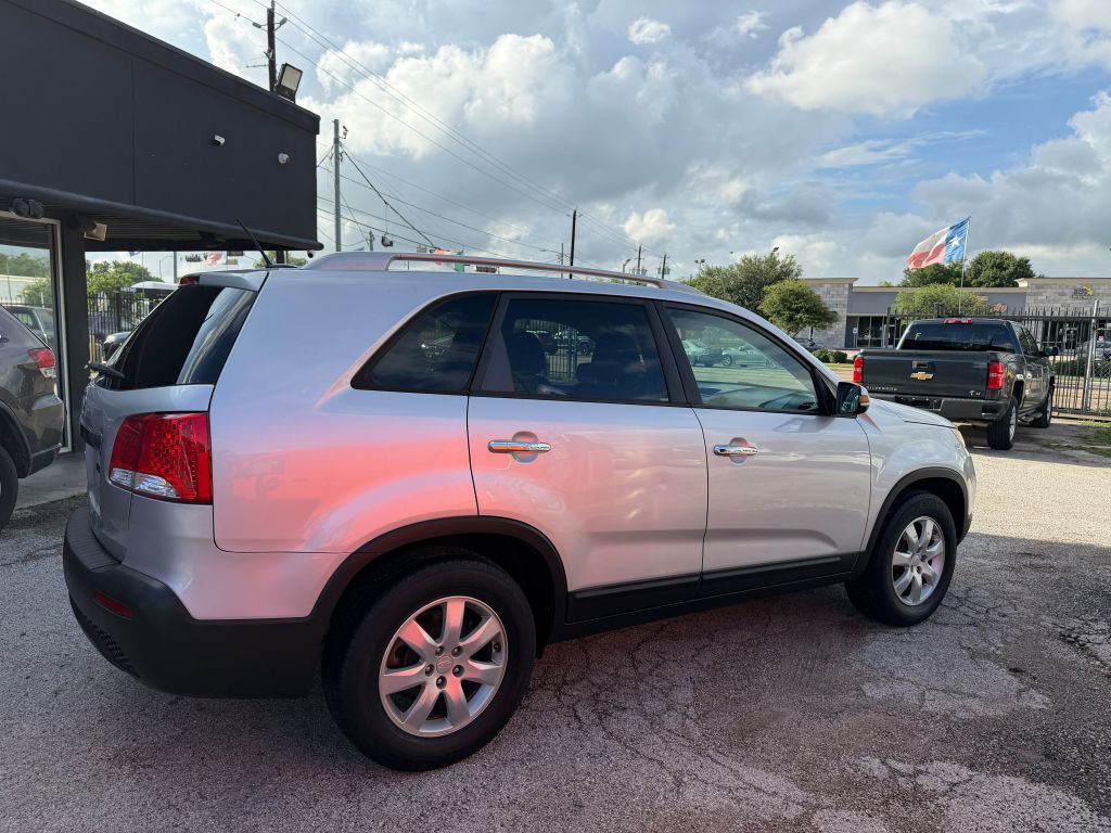 2011 Kia Sorento Image 8