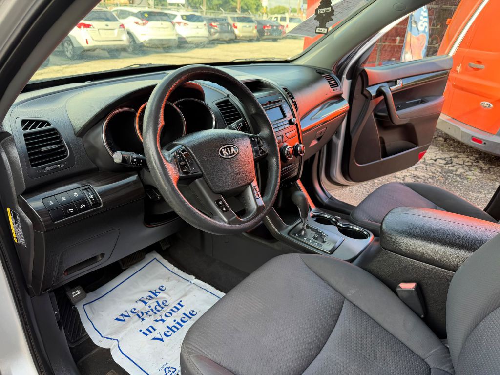 2011 Kia Sorento Image 17