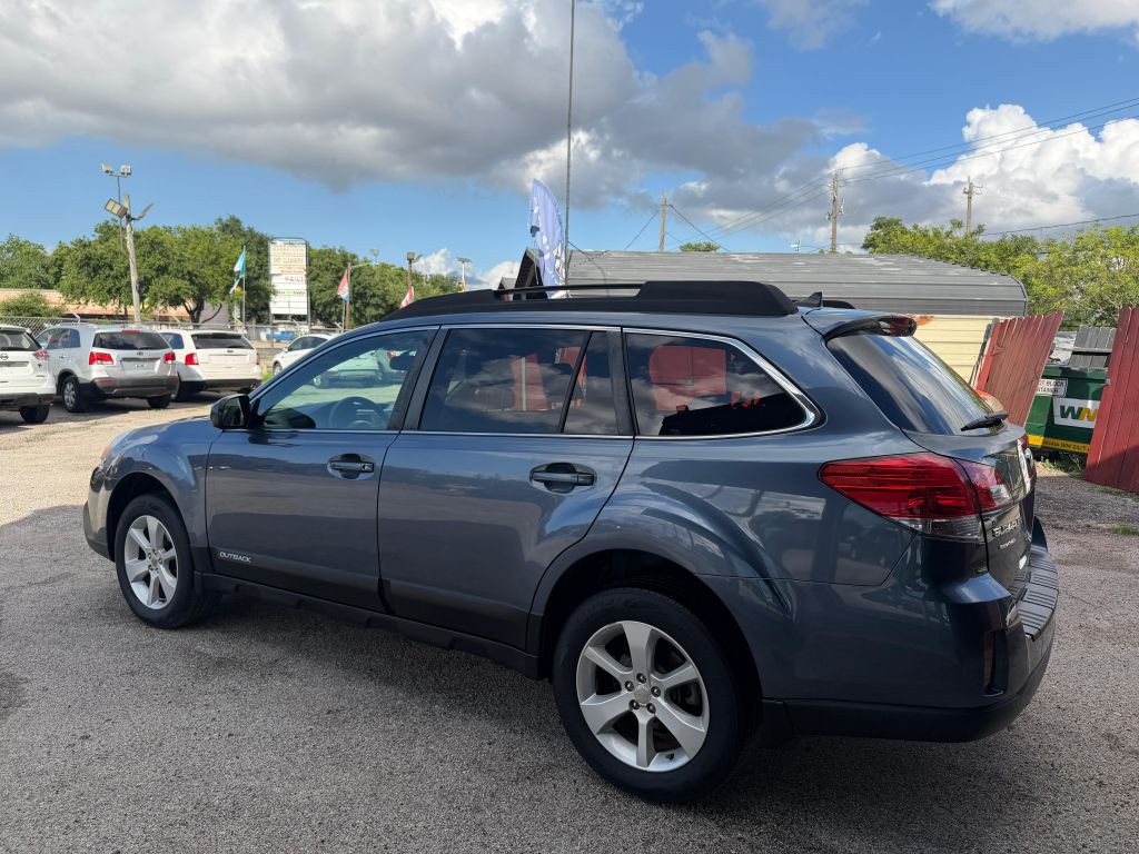 2014 Subaru Outback Image 9