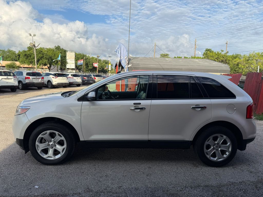 2011 Ford Edge Image 8
