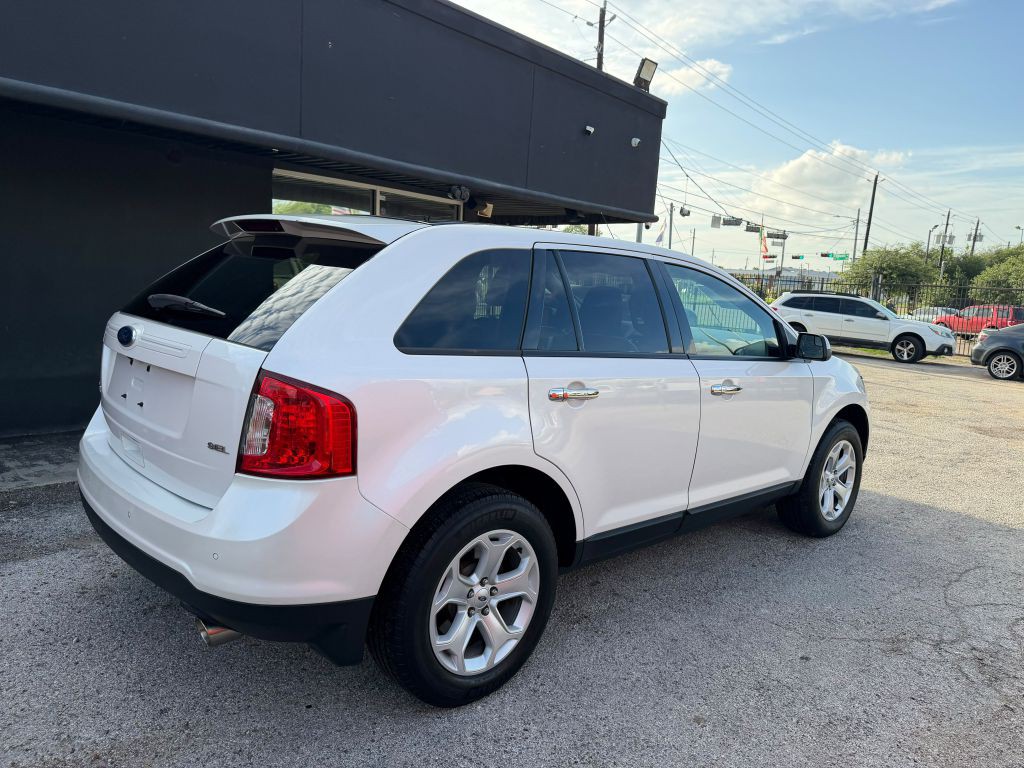2011 Ford Edge Image 9
