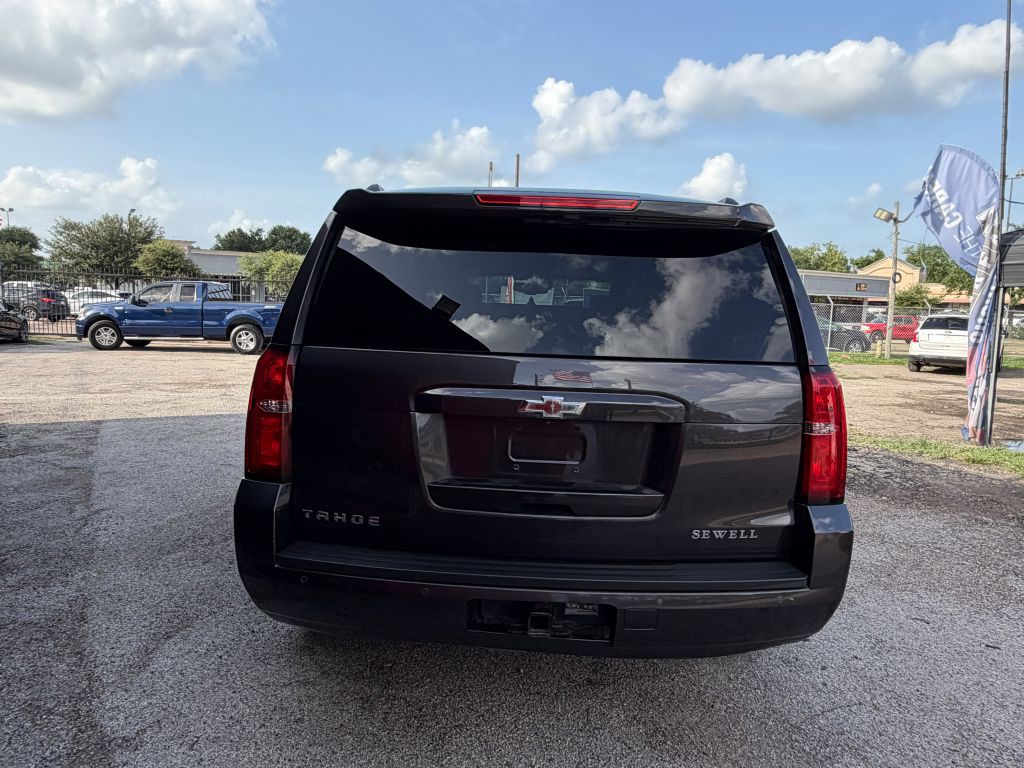 2015 Chevrolet Tahoe Image 4