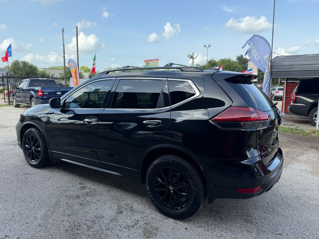 2018 Nissan Rogue Image 10