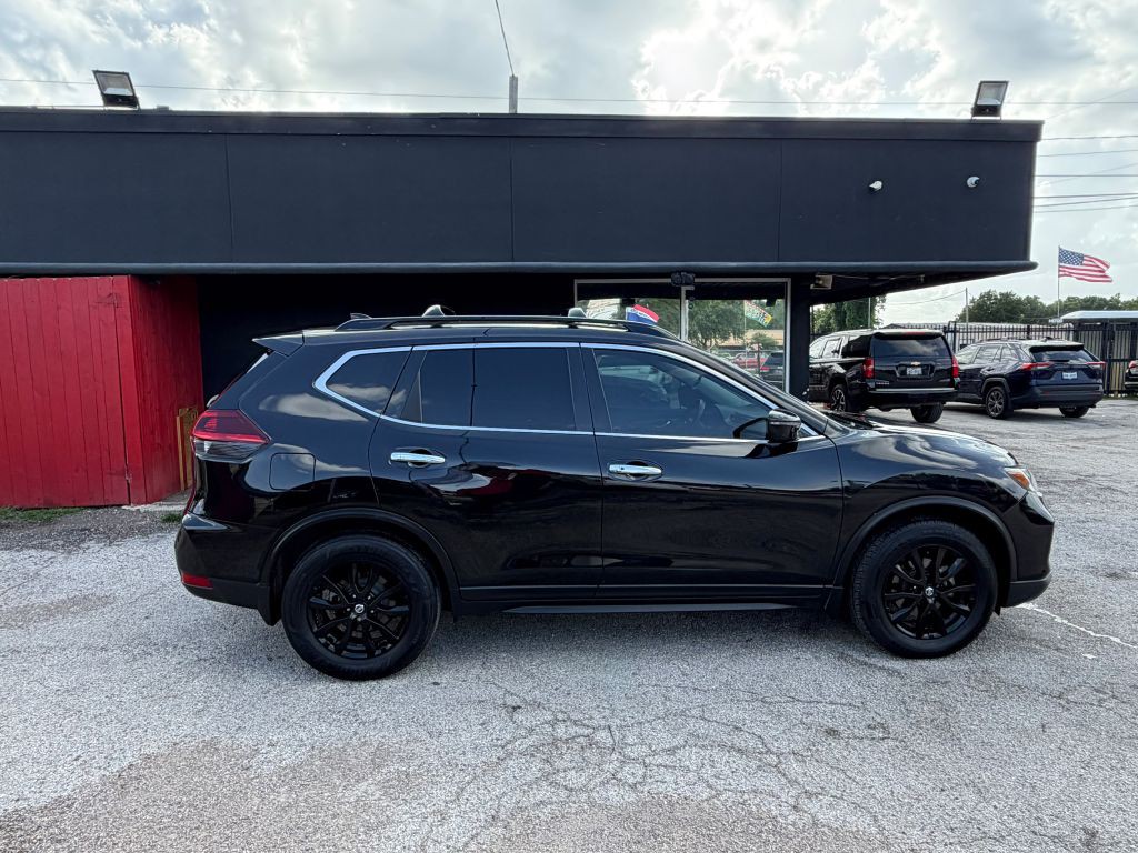 2018 Nissan Rogue Image 11