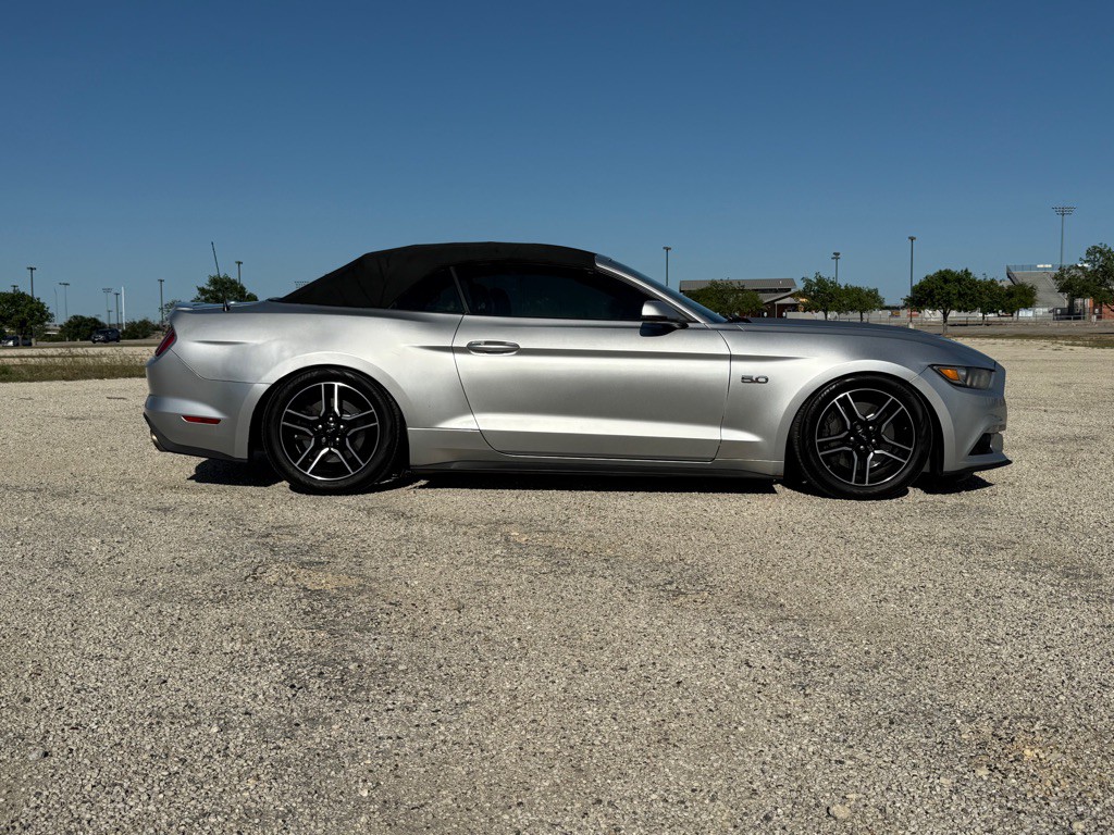 2015 Ford Mustang Image 8