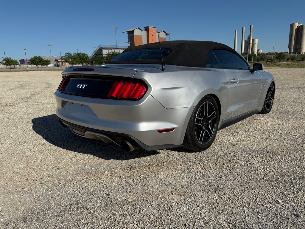 2015 Ford Mustang Image 9