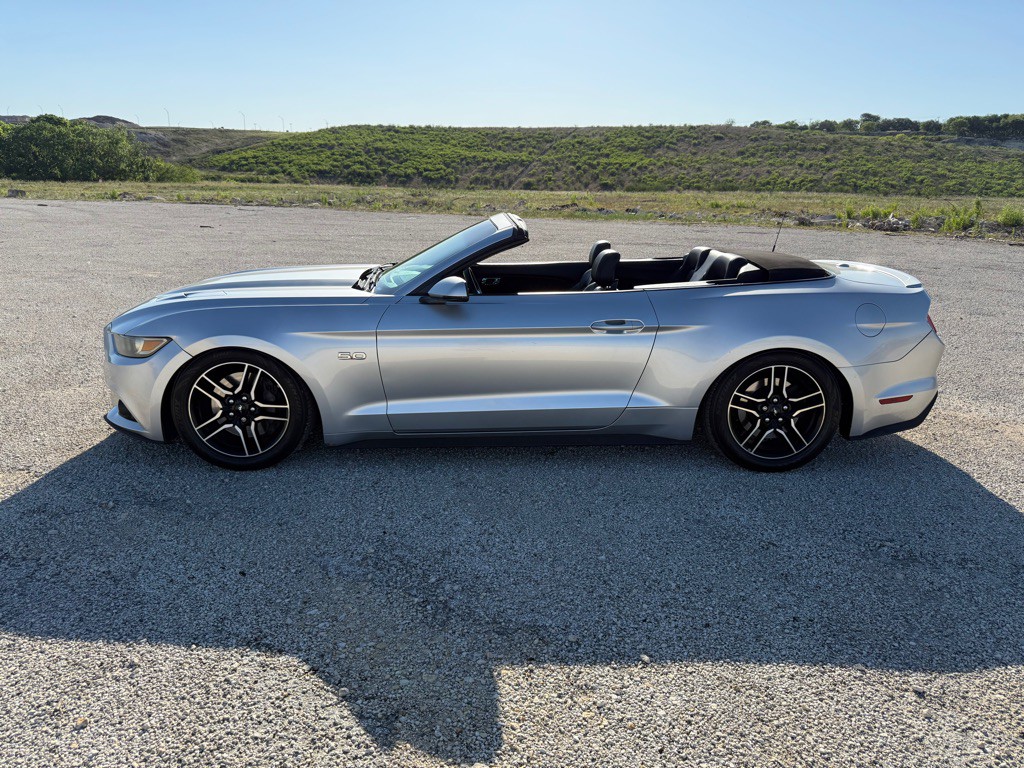 2015 Ford Mustang Image 13