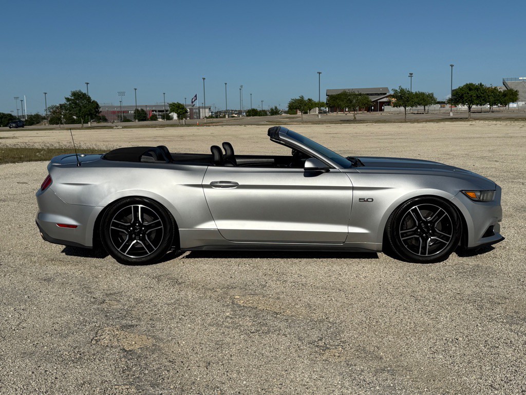 2015 Ford Mustang Image 15