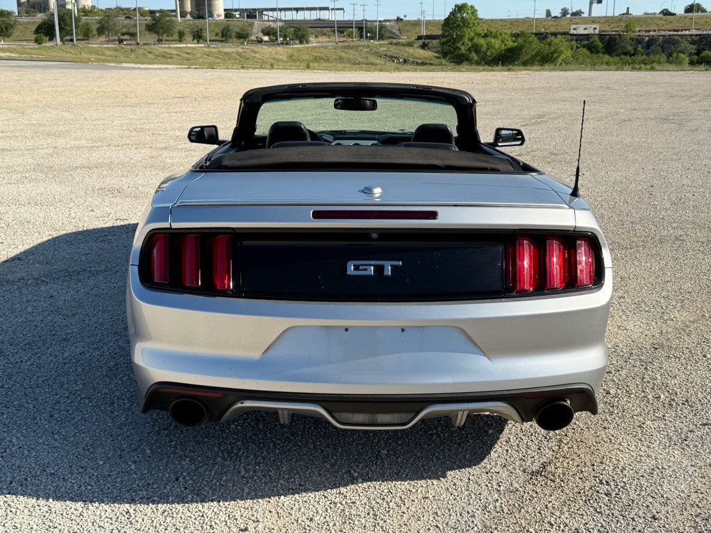 2015 Ford Mustang Image 17