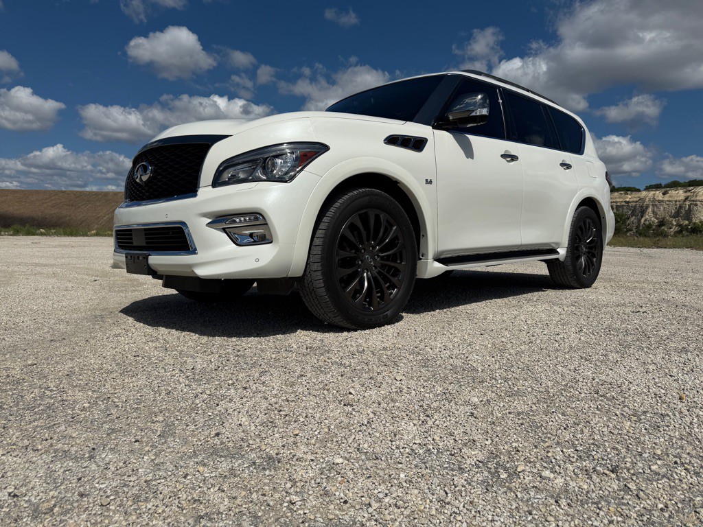 2016 INFINITI QX80 Image 2