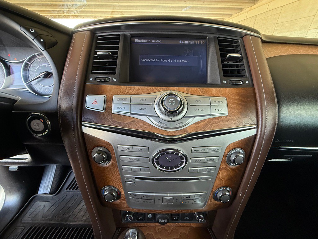 2016 INFINITI QX80 Image 35