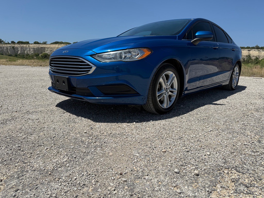 2018 Ford Fusion Image 2