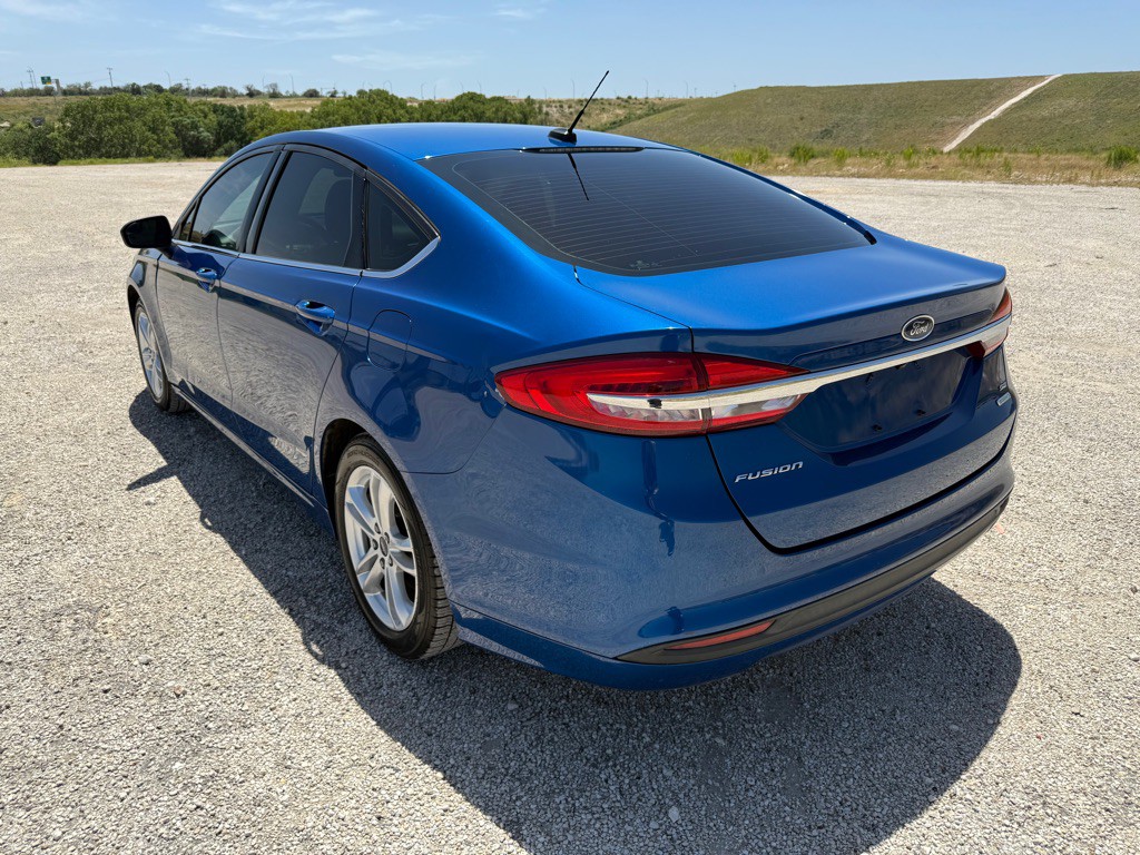 2018 Ford Fusion Image 11