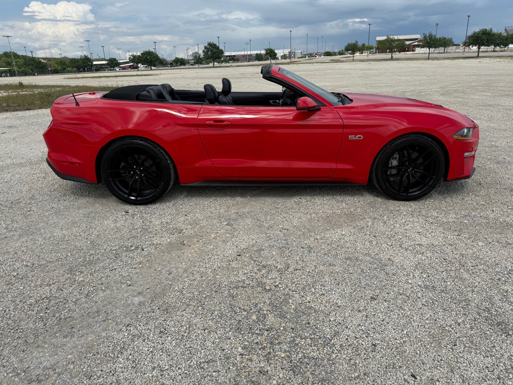 2018 Ford Mustang Image 8
