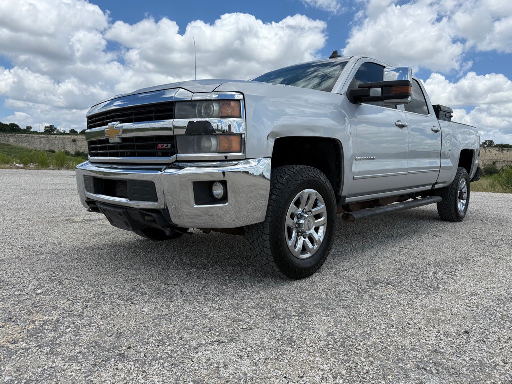 2016 Chevrolet Silverado 1500 Image 2