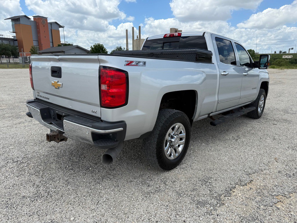 2016 Chevrolet Silverado 1500 Image 9