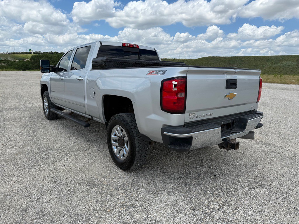 2016 Chevrolet Silverado 1500 Image 11