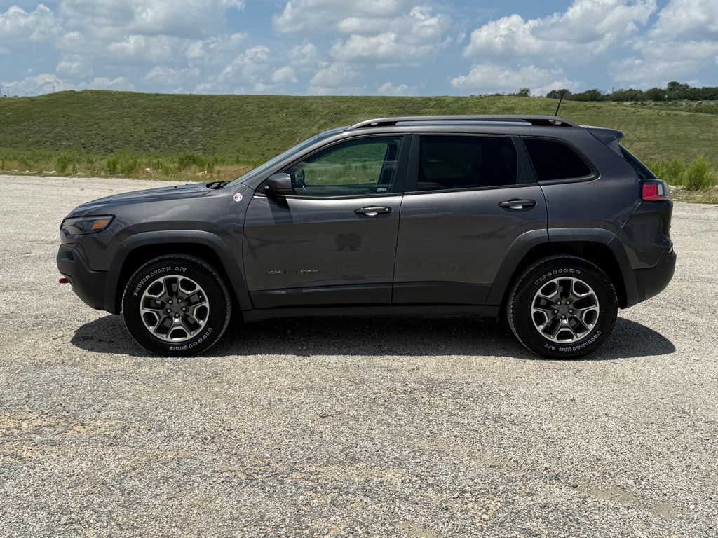 2020 Jeep Cherokee Image 3