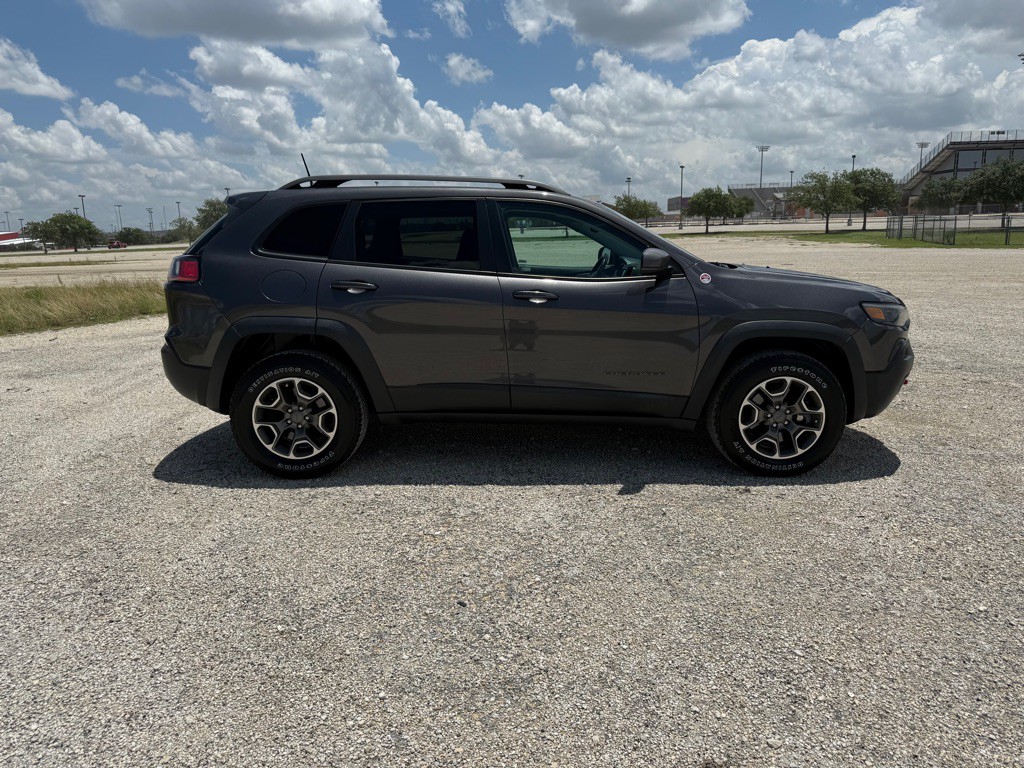 2020 Jeep Cherokee Image 8
