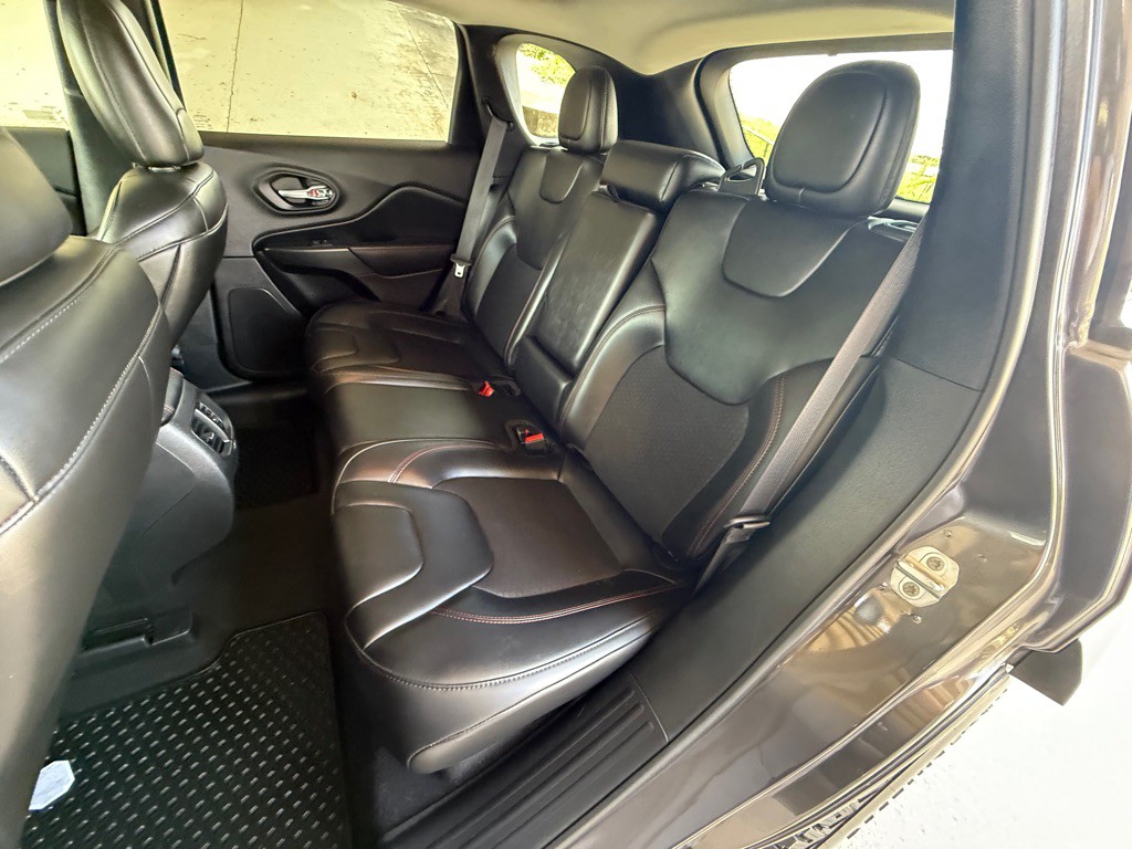 2020 Jeep Cherokee Image 21