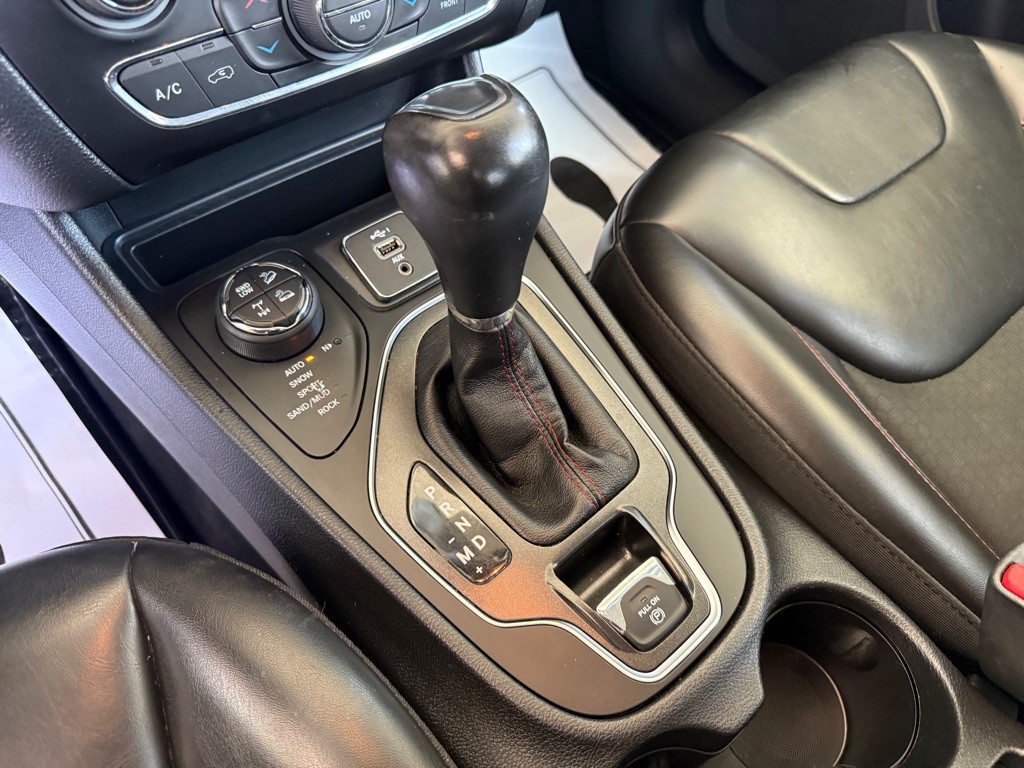 2020 Jeep Cherokee Image 28