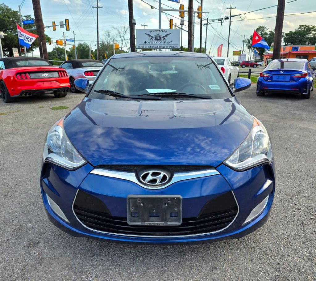 2017 Hyundai Veloster Image 5
